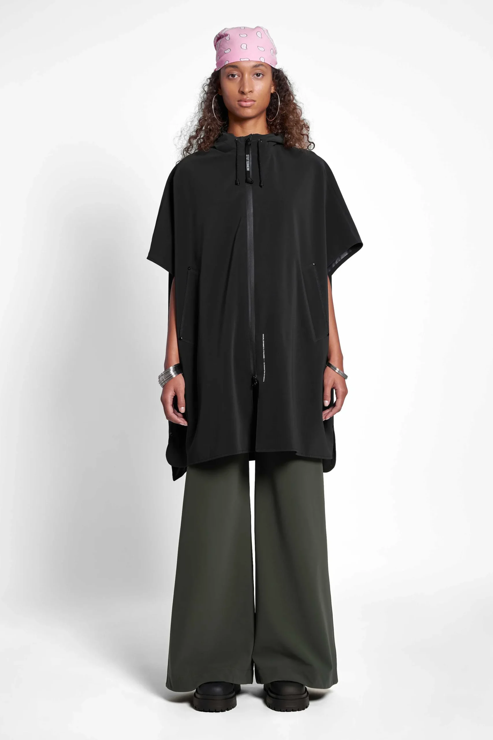 STUTTERHEIM Kvinners Salg<Lomma Matte Poncho