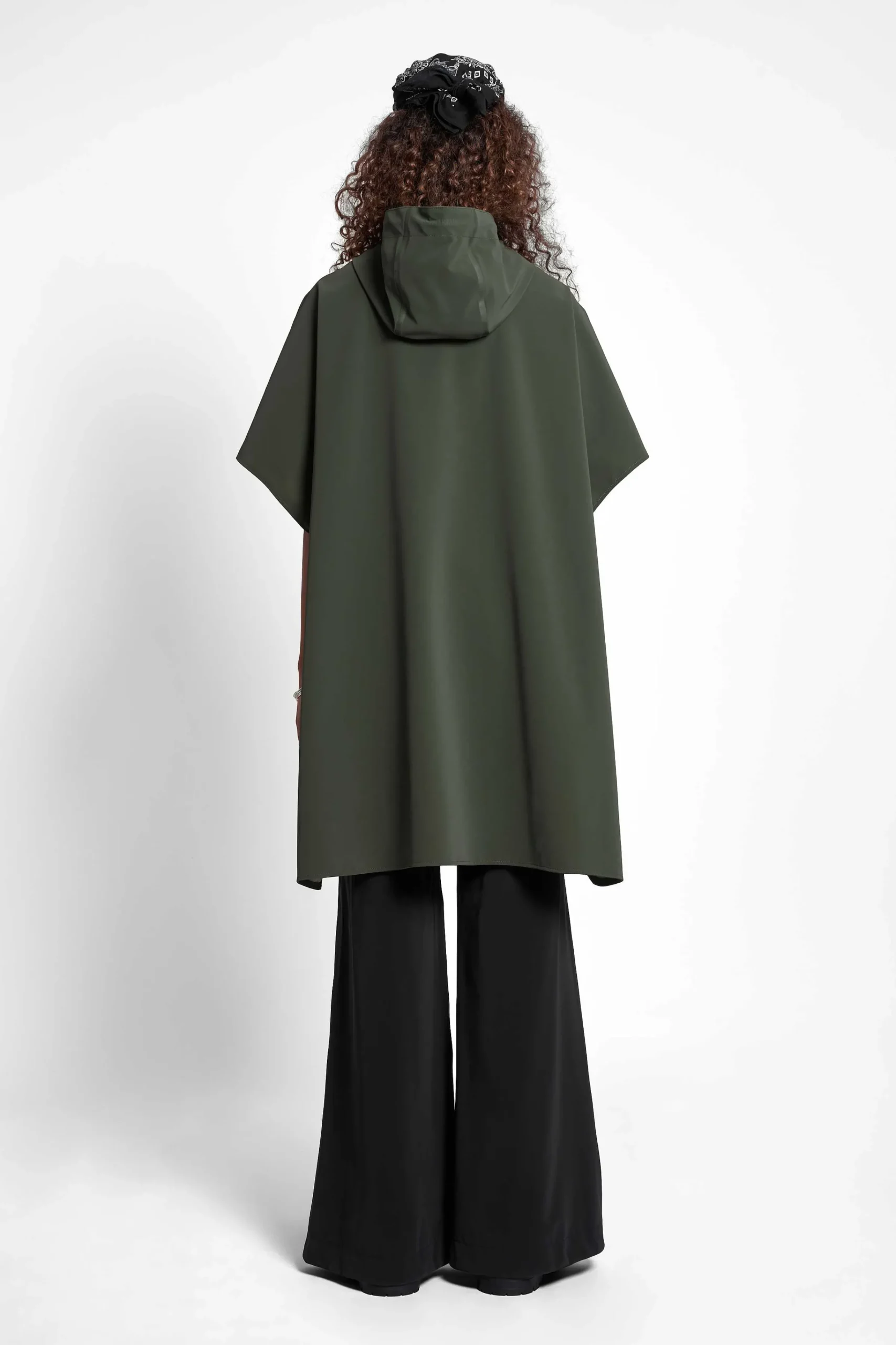 STUTTERHEIM Kvinners Salg<Lomma Matte Poncho