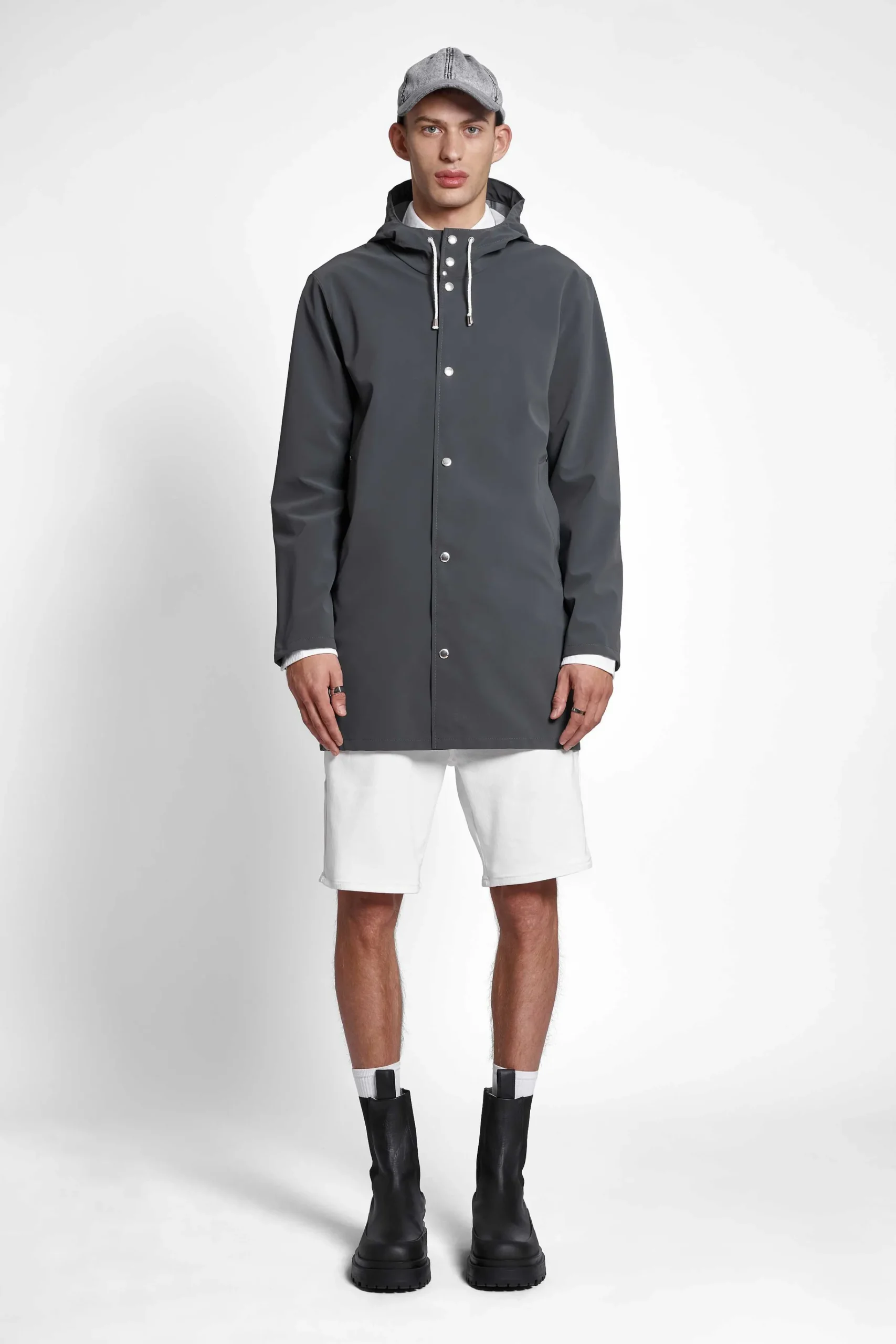 STUTTERHEIM Herresalg<Stockholm Lett Matt Regnfrakk